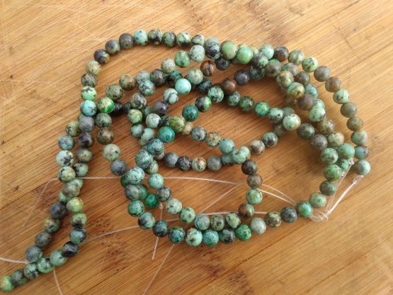 turquoise africaine 6mm perles